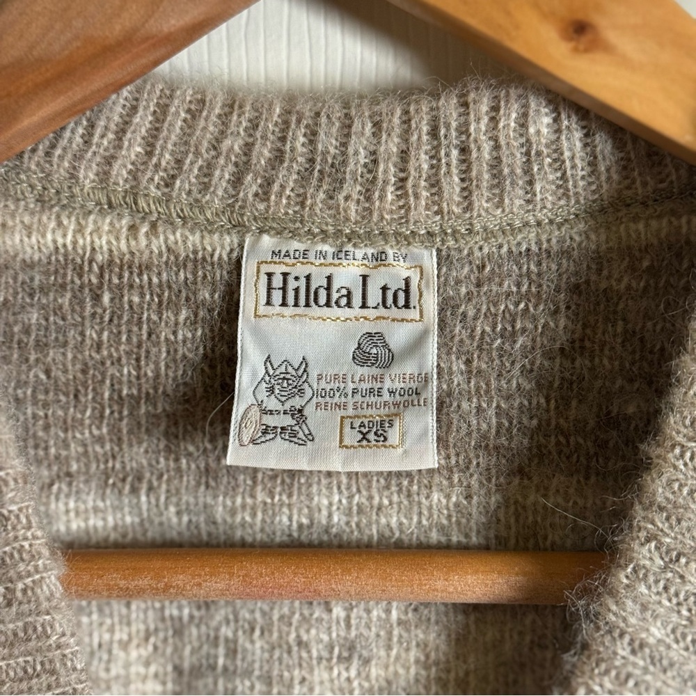 Vintage Hilda 100% Pure Wool Icelandic Button Front Sweater Vest Ladies Size XS - Picture 6 of 12
